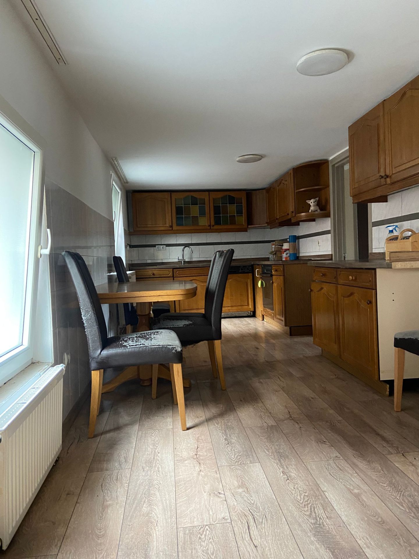 Leergeräumte Küche nach Wohnungsauflösung